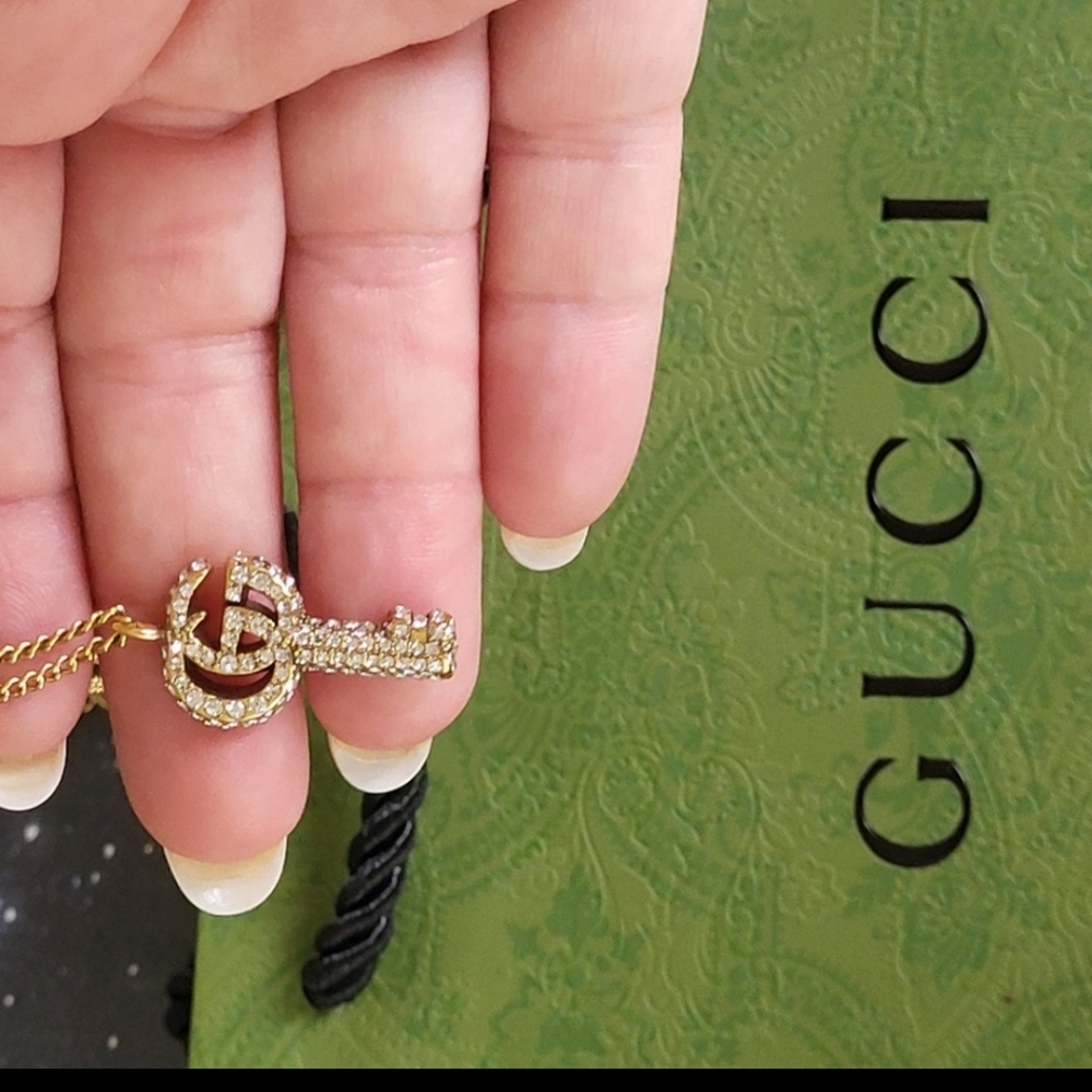 STUNNING LUXURY 😍 GUCCI KEY NECKLACE 🔑 IN 14K GOLD PLATED - Picture 6 of 6